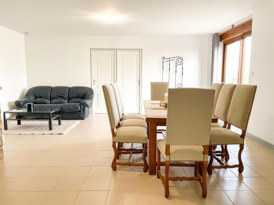 La Mesniere Maison De Campagne Paisible מראה חיצוני תמונה